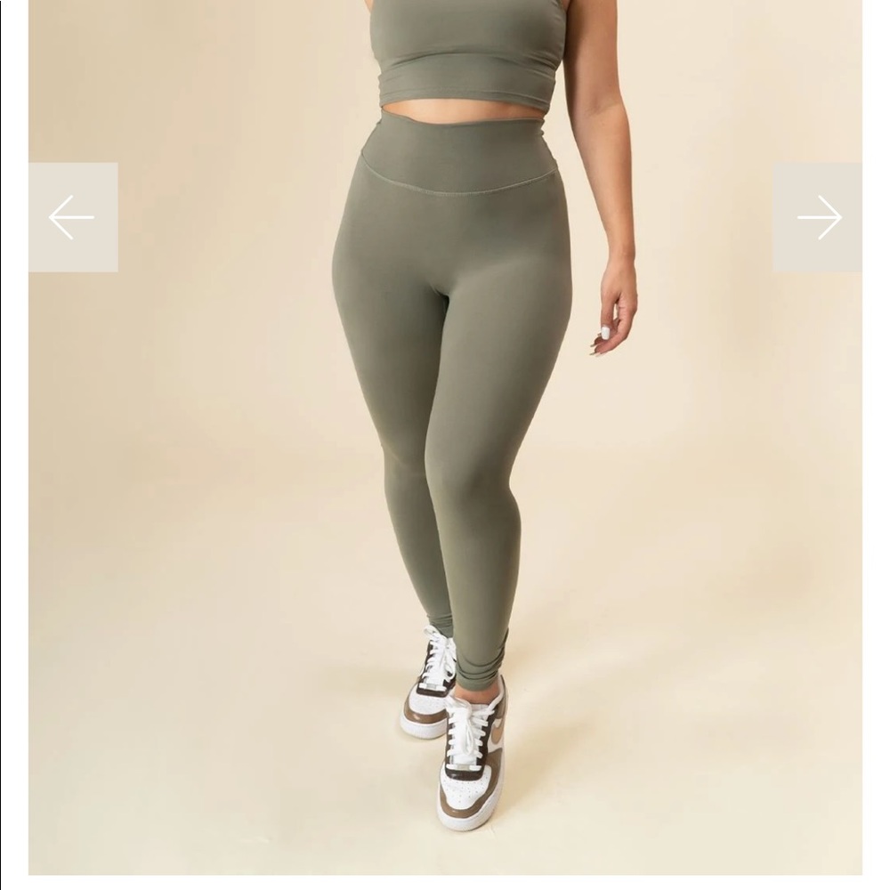 Paragon Sage workout leggings